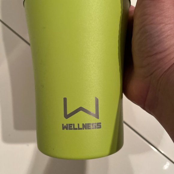 Hot & Cold Tumbler - Stainless Steel /Double Wall / (30 oz) / new / w/a/x) - Picture 6 of 9